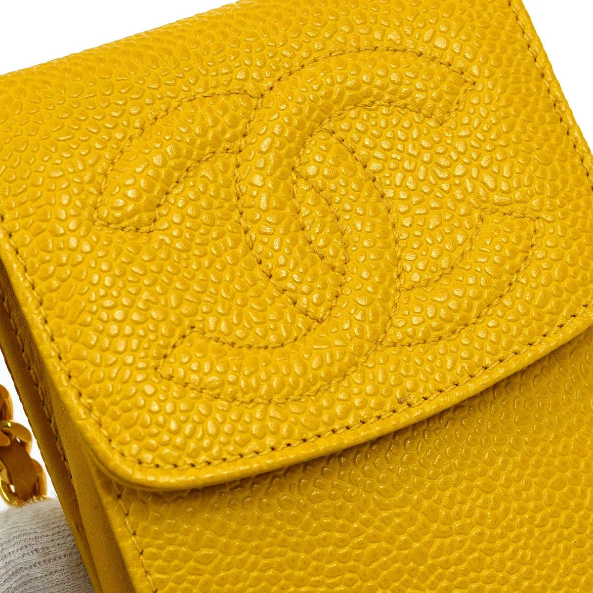 CHANEL 1996-1997 Chain Shoulder Bag Phone Case Yellow Caviar Skin NR14031h