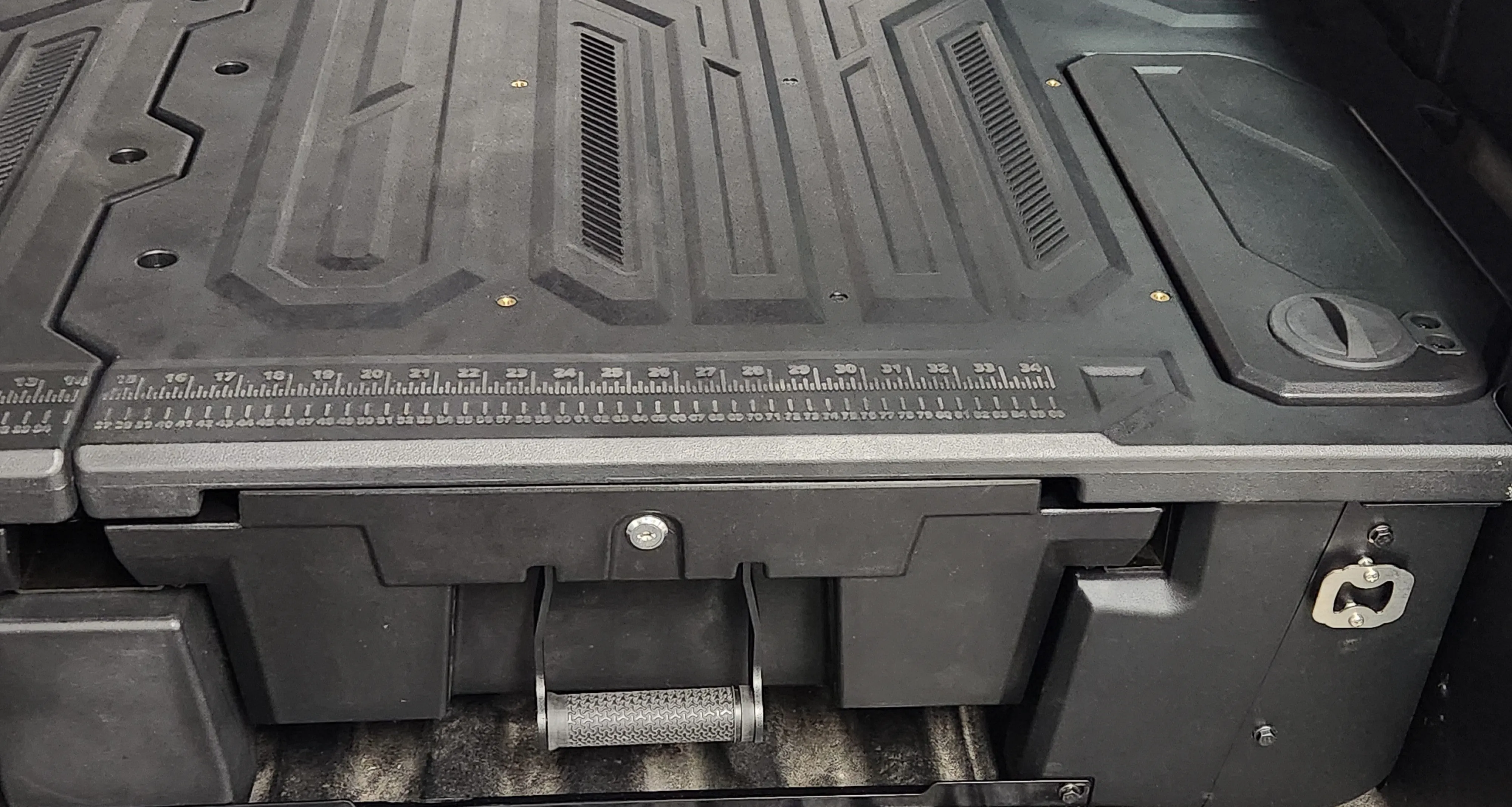 Mazda BT50 DC 2021  Weatherproof Drawer System