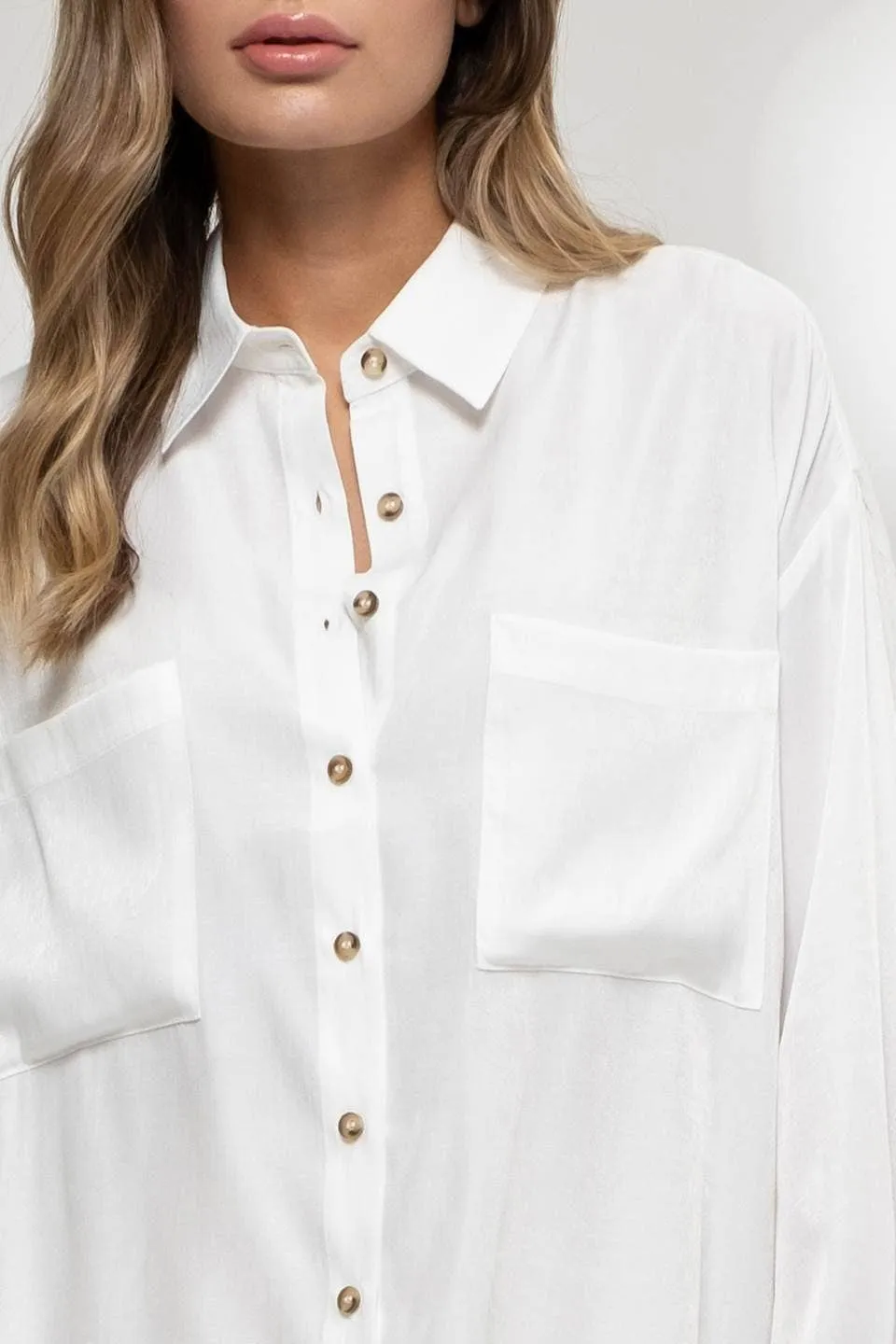 OVERSIZED BUTTON DOWN LONG SLEEVE SHIRT